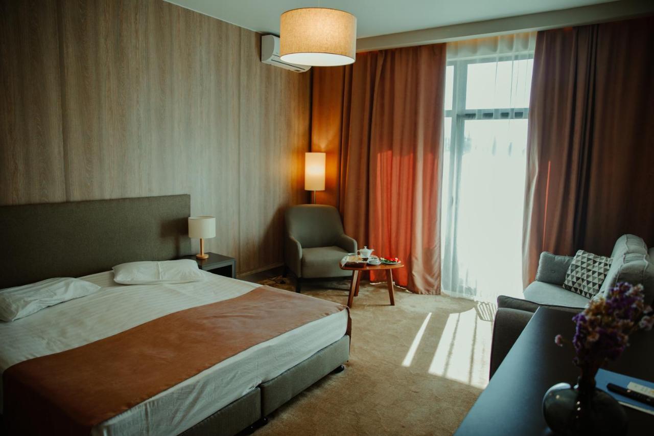 New Athos Abaash Hotel Afon المظهر الخارجي الصورة